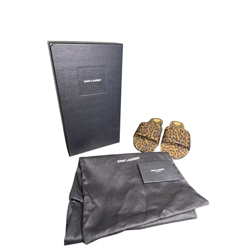 Saint Laurent NIB Carlyle Flat Slide in Leopard Size 39 - Picture 2 of 13